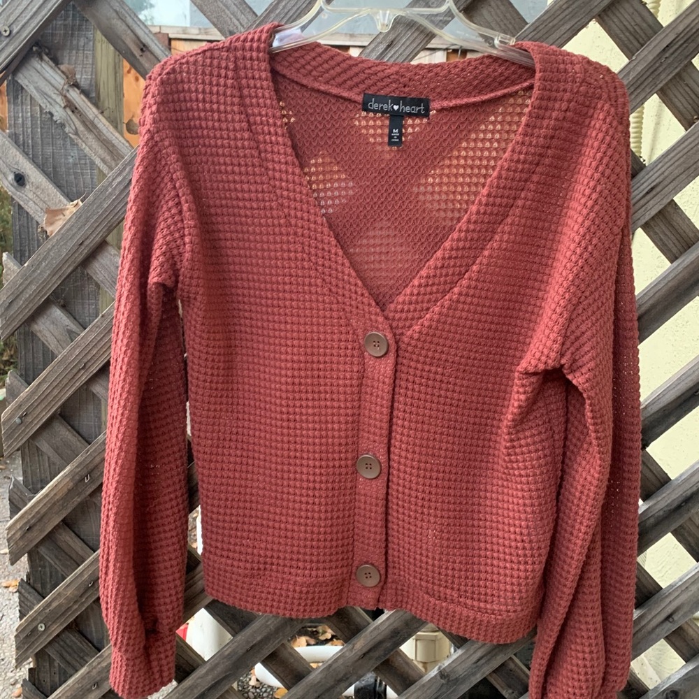 Adorable long sleeve Top